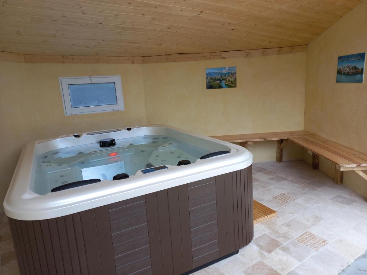 Gites De Plos Appart Chalet Piscine Spa 앙뒤즈 외부 사진