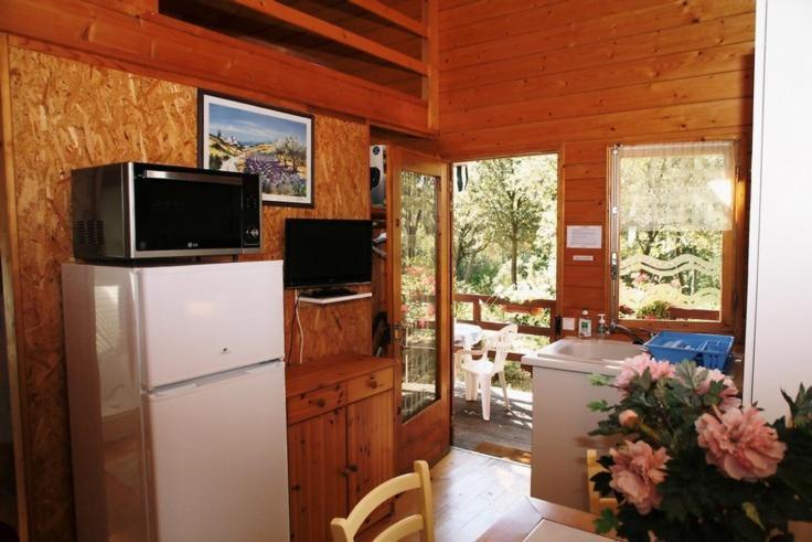 Gites De Plos Appart Chalet Piscine Spa 앙뒤즈 객실 사진